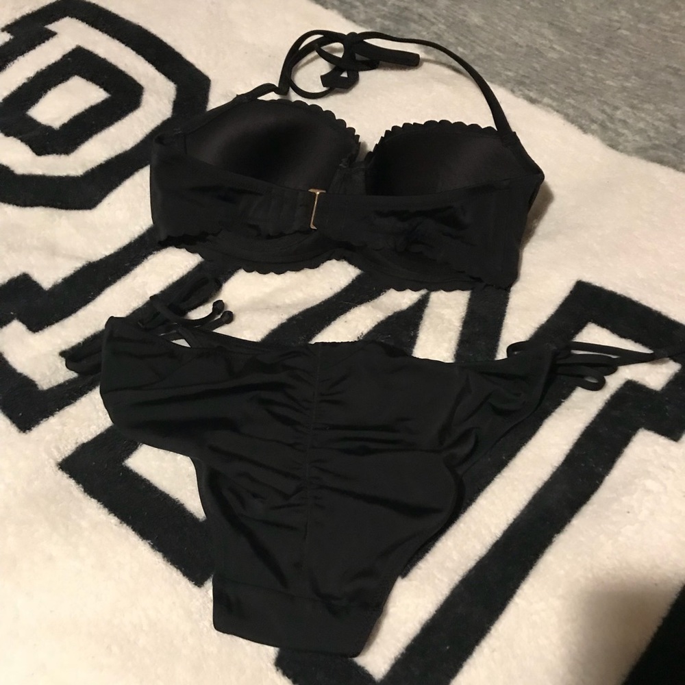 VS TWO PIECE BATHING SUIT
